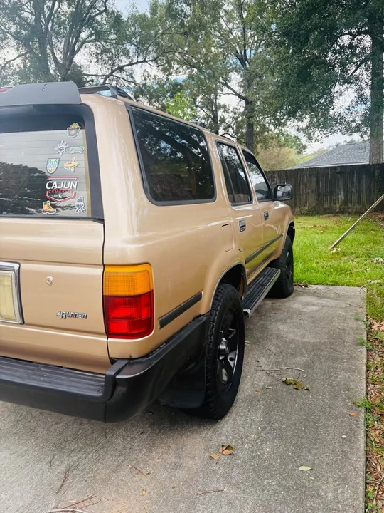 1994 Toyota 4Runner 2nd Gen - Image 2 of 7