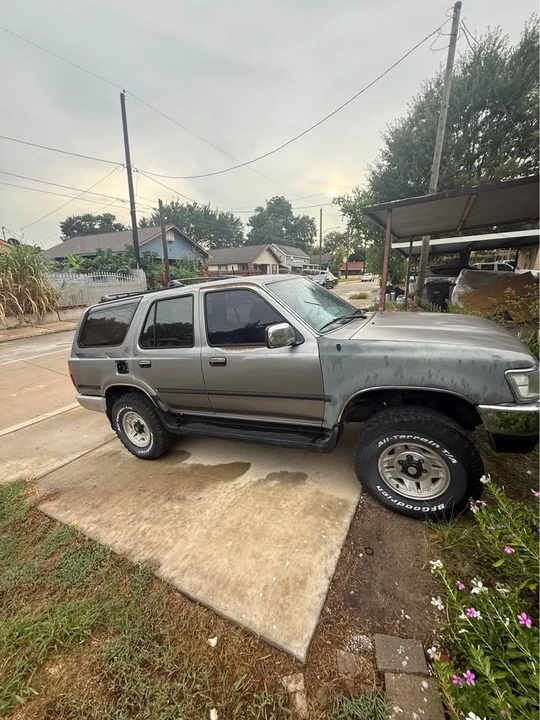 1994 Toyota 4Runner 2nd Gen - Image 15 of 18