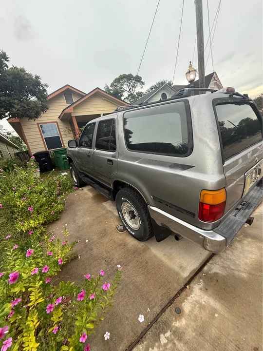 1994 Toyota 4Runner 2nd Gen - Image 11 of 18