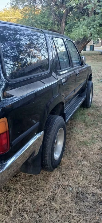 1994 Toyota 4Runner 2nd Gen - Image 2 of 10