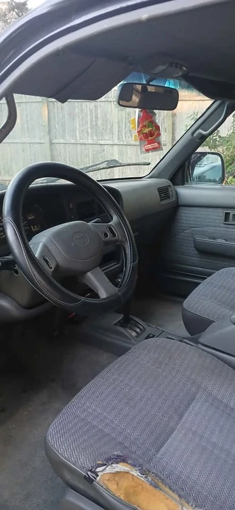 1994 Toyota 4Runner 2nd Gen - Image 6 of 10