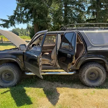 1994 Toyota 4Runner SR5 Sport Utility 4D