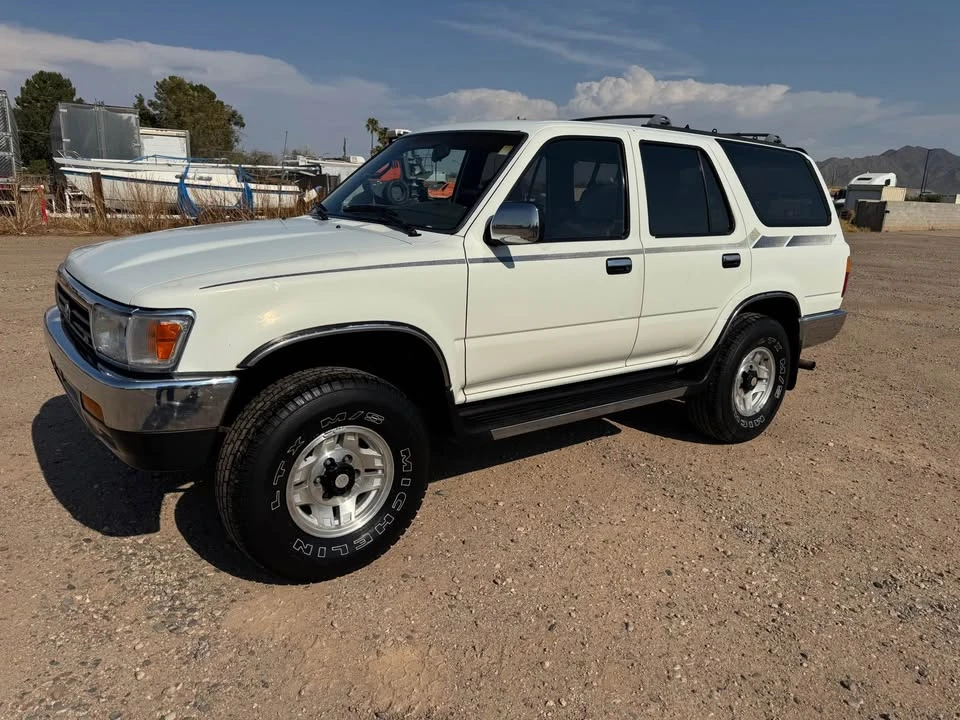 1994 Toyota 4Runner 2nd Gen - Image 2 of 7