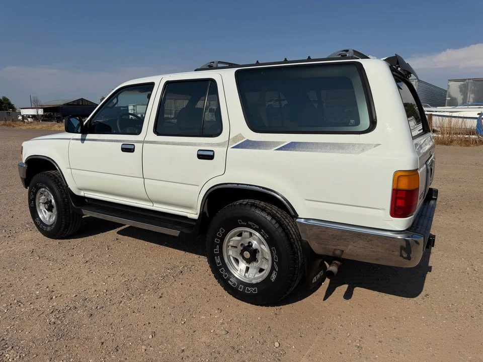 1994 Toyota 4Runner 2nd Gen - Image 4 of 7