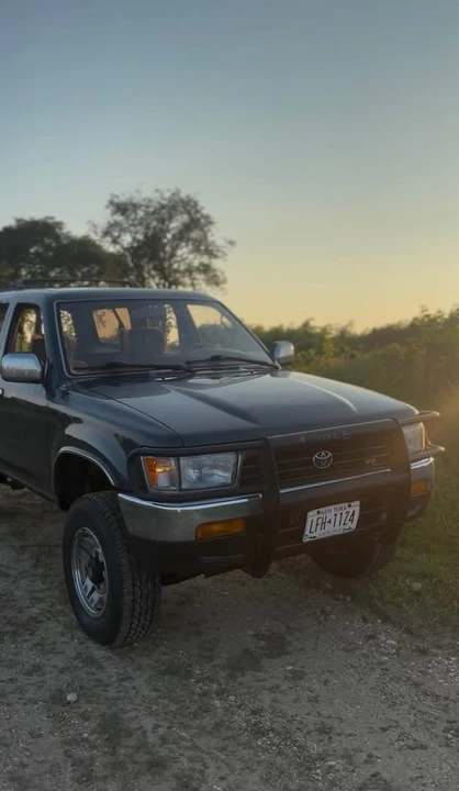 1994 Toyota 4Runner 2nd Gen - Image 2 of 4