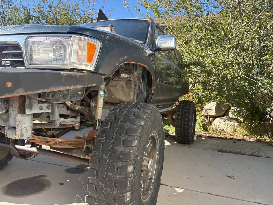 1994 Toyota 4Runner 2nd Gen - Image 2 of 15