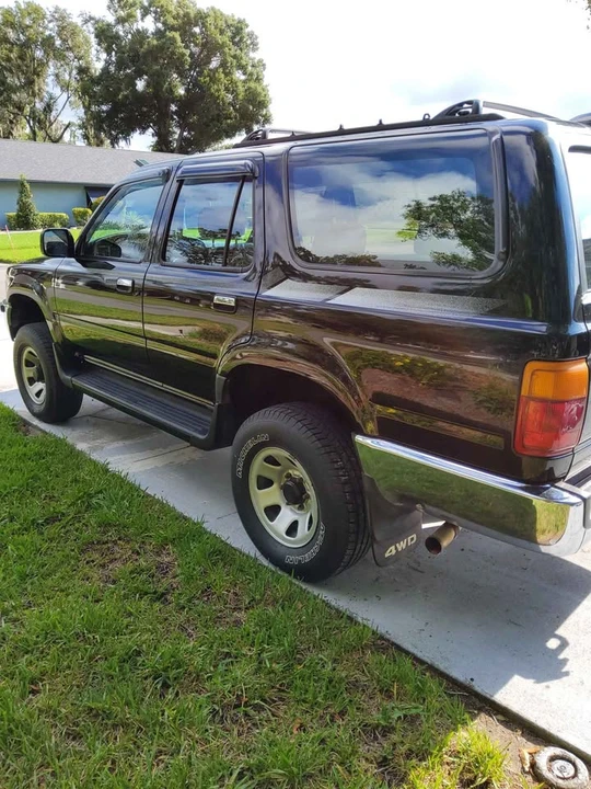1994 Toyota 4Runner 2nd Gen - Image 3 of 13