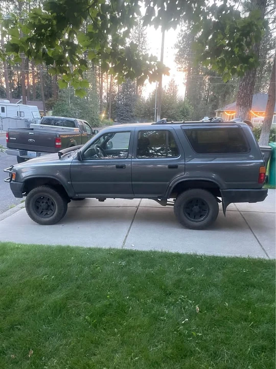 1994 Toyota 4Runner 2nd Gen - Image 3 of 9