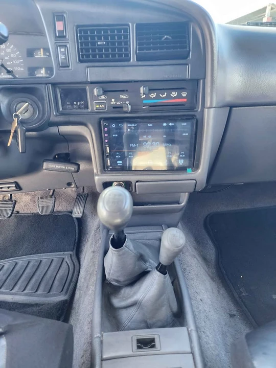 1994 Toyota 4Runner 2nd Gen - Image 8 of 10
