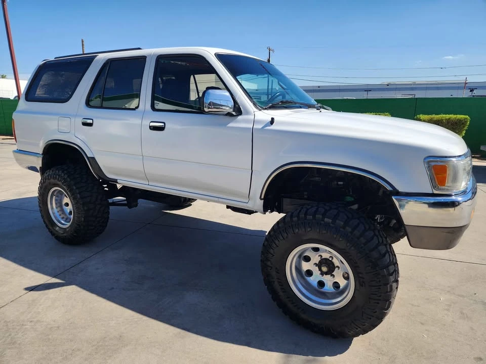 1994 Toyota 4Runner 2nd Gen - Image 3 of 10