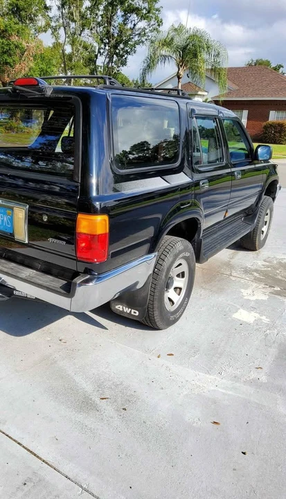 1994 Toyota 4Runner 2nd Gen - Image 5 of 13