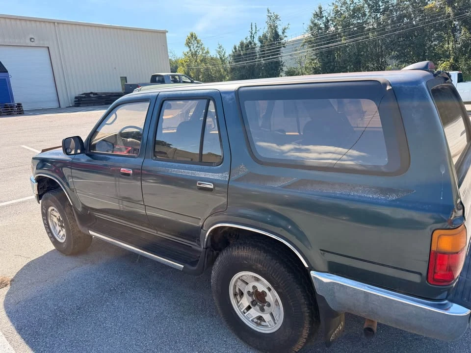 1994 Toyota 4Runner 2nd Gen - Image 9 of 11