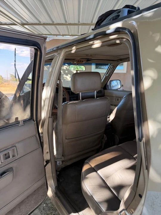1994 Toyota 4Runner 2nd Gen - Image 6 of 10