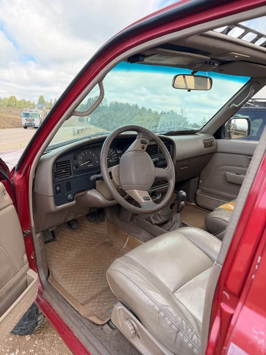 1994 Toyota 4Runner 2nd Gen - Image 10 of 12
