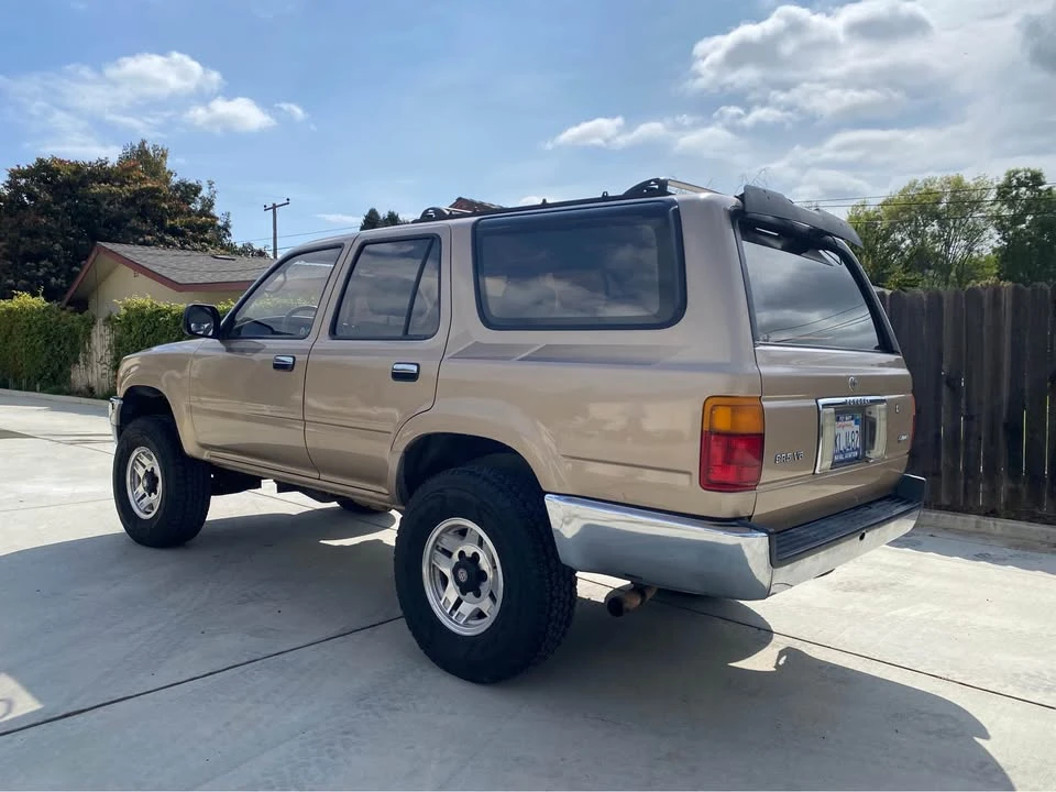 1994 Toyota 4Runner 2nd Gen - Image 4 of 11