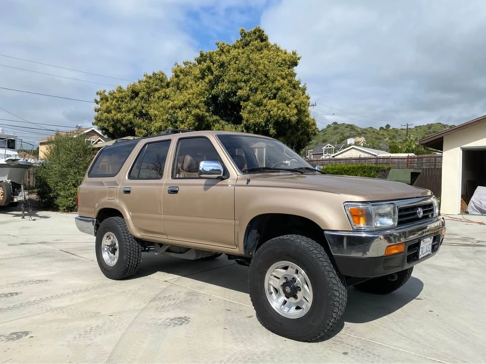 1994 Toyota 4Runner 2nd Gen - Image 2 of 11