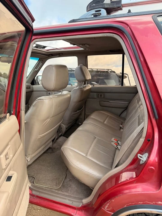 1994 Toyota 4Runner 2nd Gen - Image 8 of 12