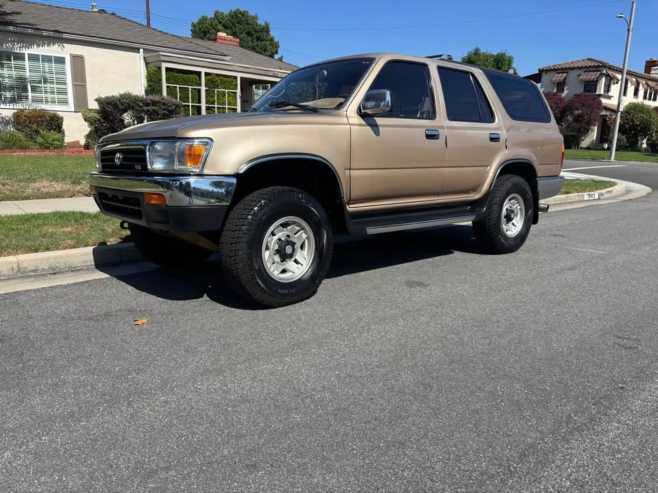 1994 Toyota 4Runner 2nd Gen - Image 2 of 14