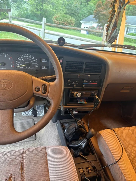 1994 Toyota 4Runner 2nd Gen - Image 3 of 10