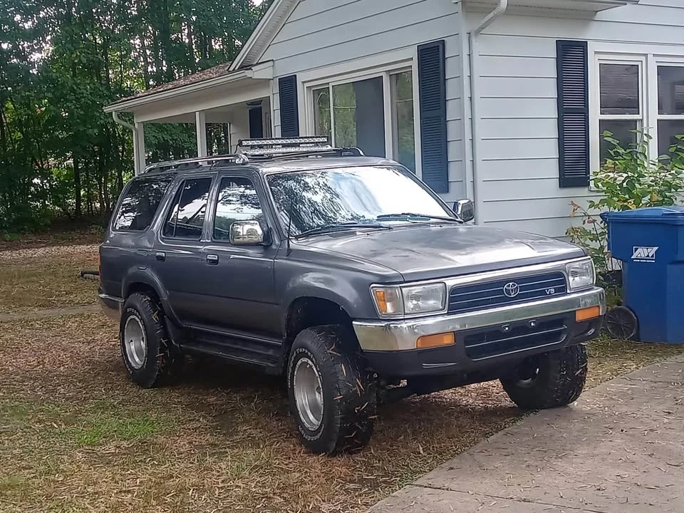 1994 Toyota 4Runner 2nd Gen - Image 12 of 13
