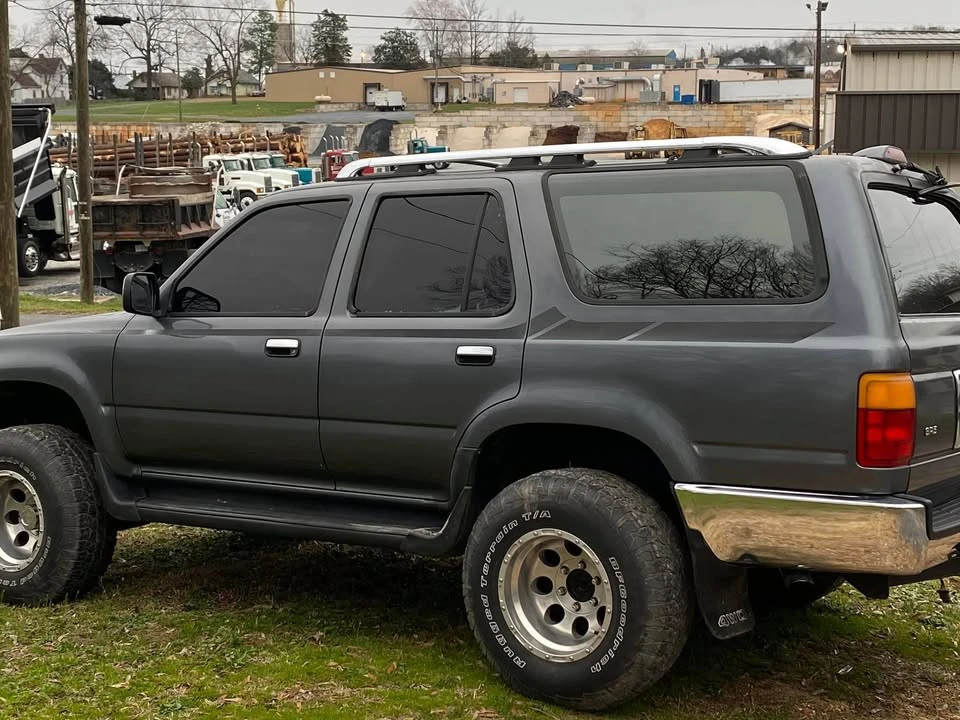 1994 Toyota 4Runner 2nd Gen - Image 8 of 13
