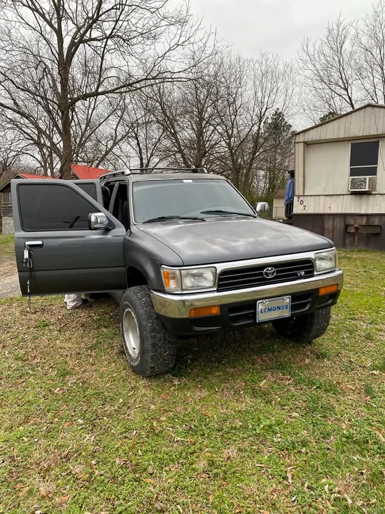 1994 Toyota 4Runner 2nd Gen - Image 10 of 13