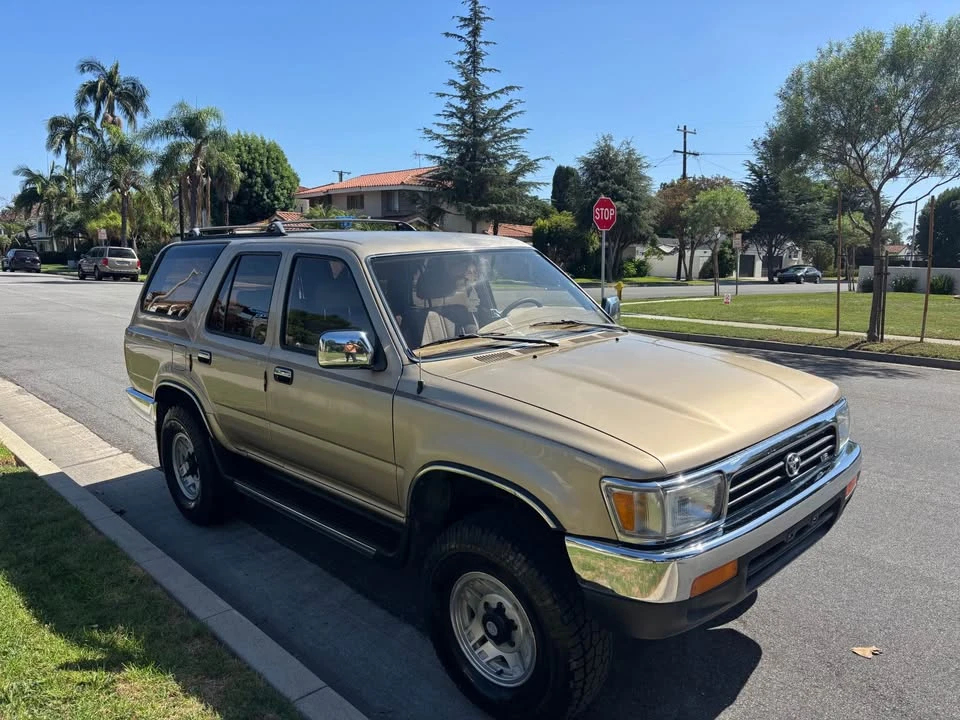 1994 Toyota 4Runner 2nd Gen - Image 6 of 14