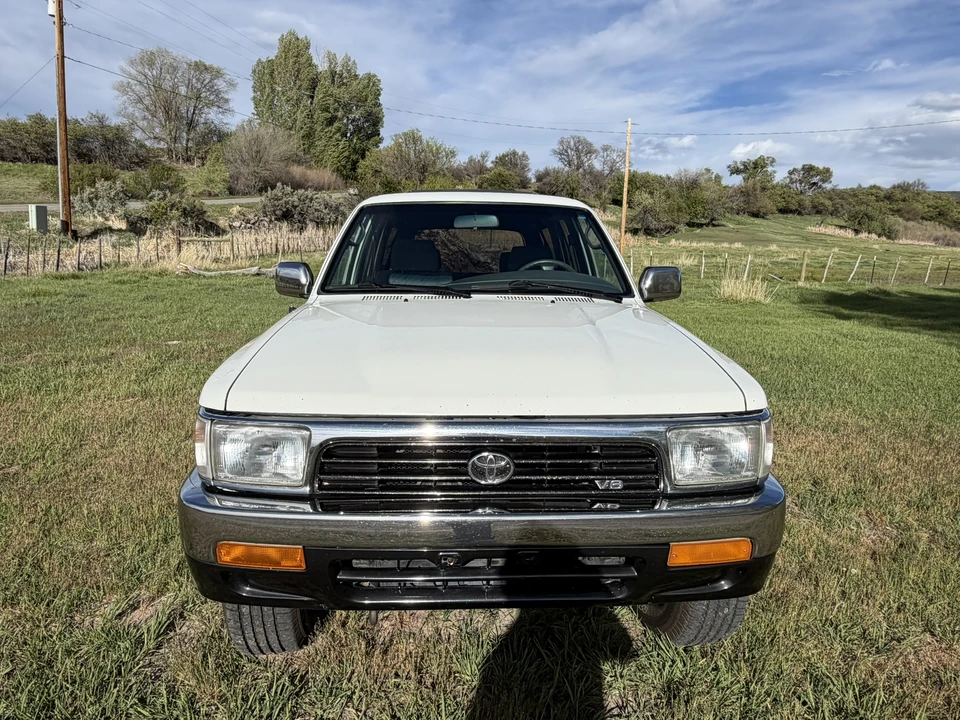 1994 Toyota 4Runner 2nd Gen - Image 9 of 31