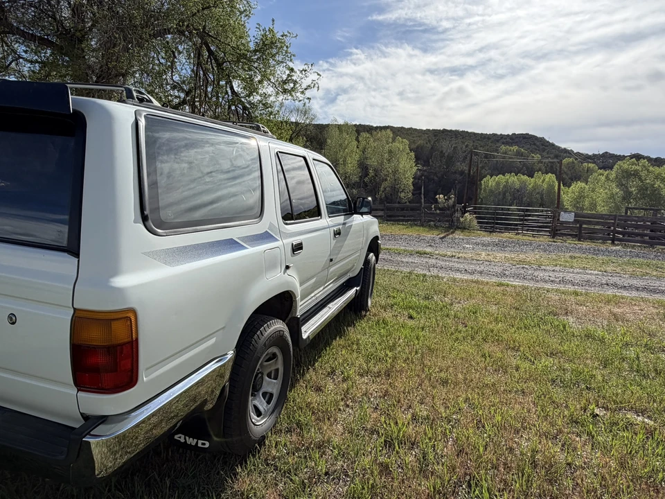 1994 Toyota 4Runner 2nd Gen - Image 25 of 31