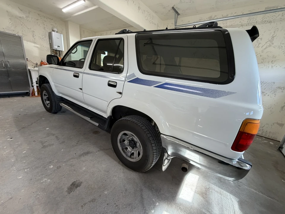 1994 Toyota 4Runner 2nd Gen - Image 13 of 31