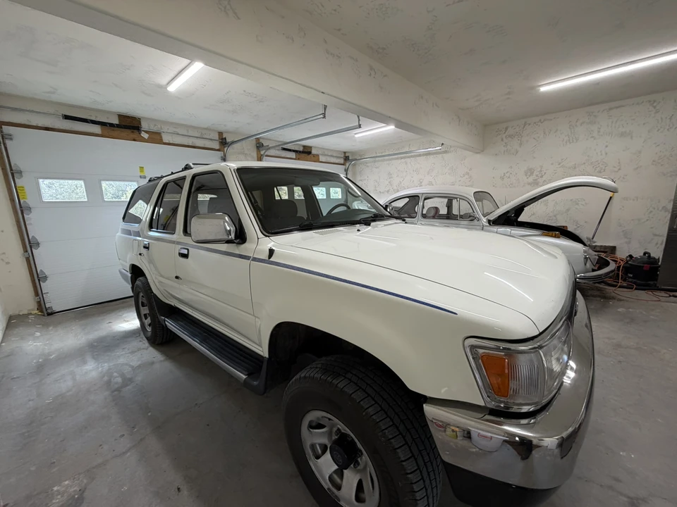 1994 Toyota 4Runner 2nd Gen - Image 15 of 31