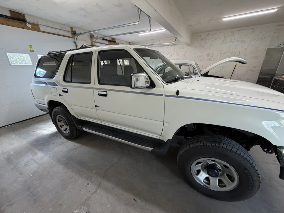 1994 Toyota 4Runner 2nd Gen - Image 28 of 31