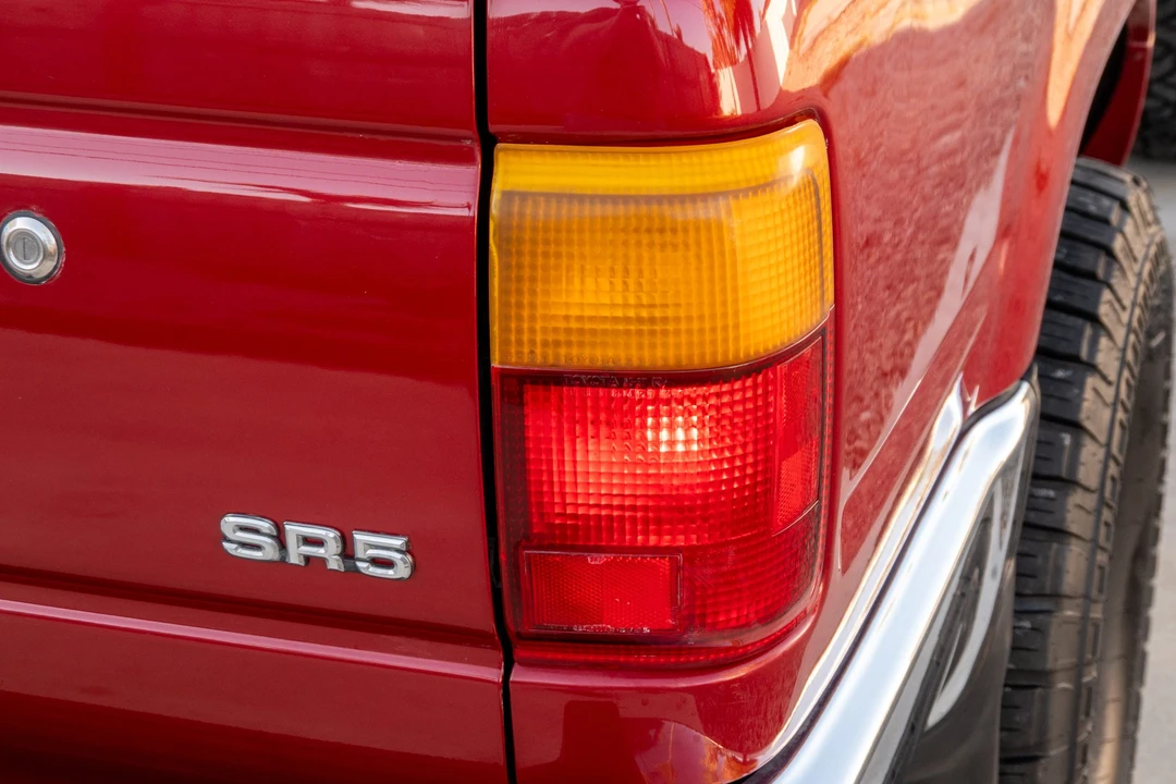1994 Toyota 4Runner 2nd Gen - Image 13 of 31
