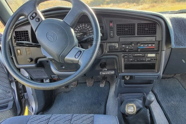 1994 Toyota 4Runner 2nd Gen - Image 5 of 7