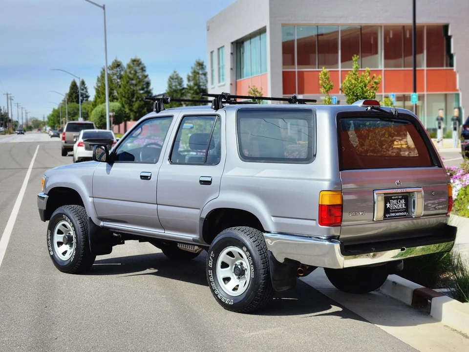 1994 Toyota 4Runner 2nd Gen - Image 15 of 31