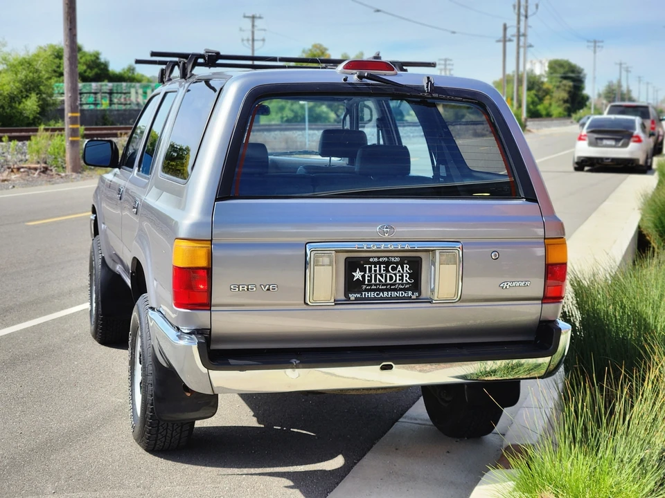 1994 Toyota 4Runner 2nd Gen - Image 19 of 31