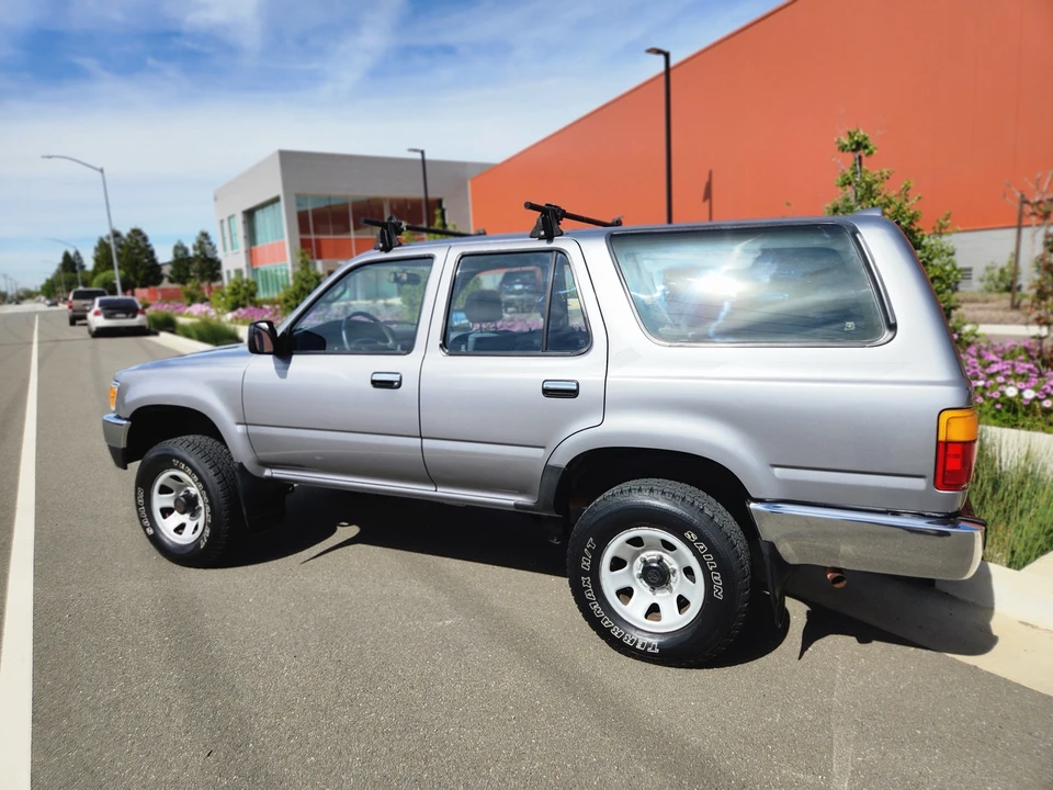 1994 Toyota 4Runner 2nd Gen - Image 13 of 31