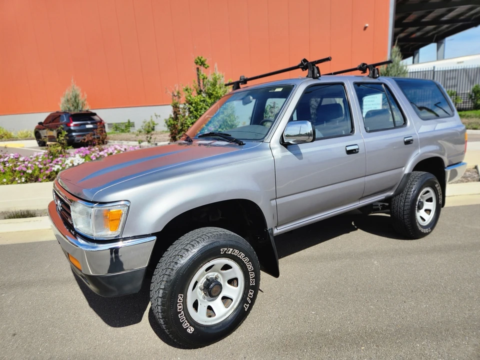 1994 Toyota 4Runner 2nd Gen - Image 8 of 31