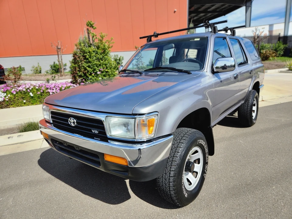 1994 Toyota 4Runner 2nd Gen - Image 7 of 31