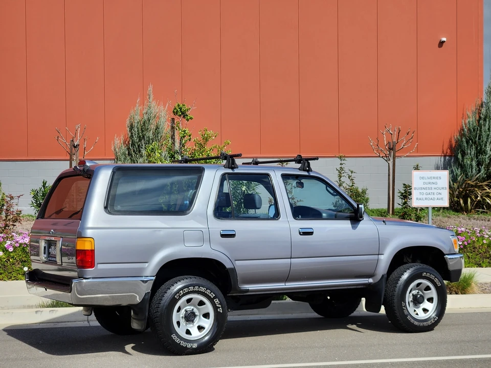 1994 Toyota 4Runner 2nd Gen - Image 25 of 31