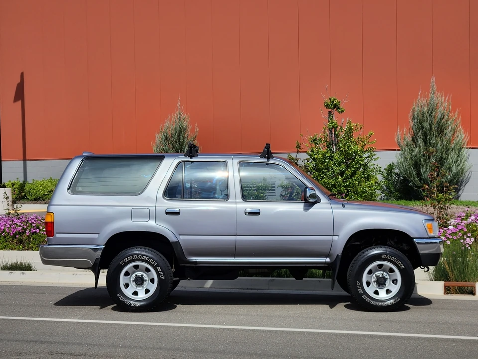 1994 Toyota 4Runner 2nd Gen - Image 28 of 31
