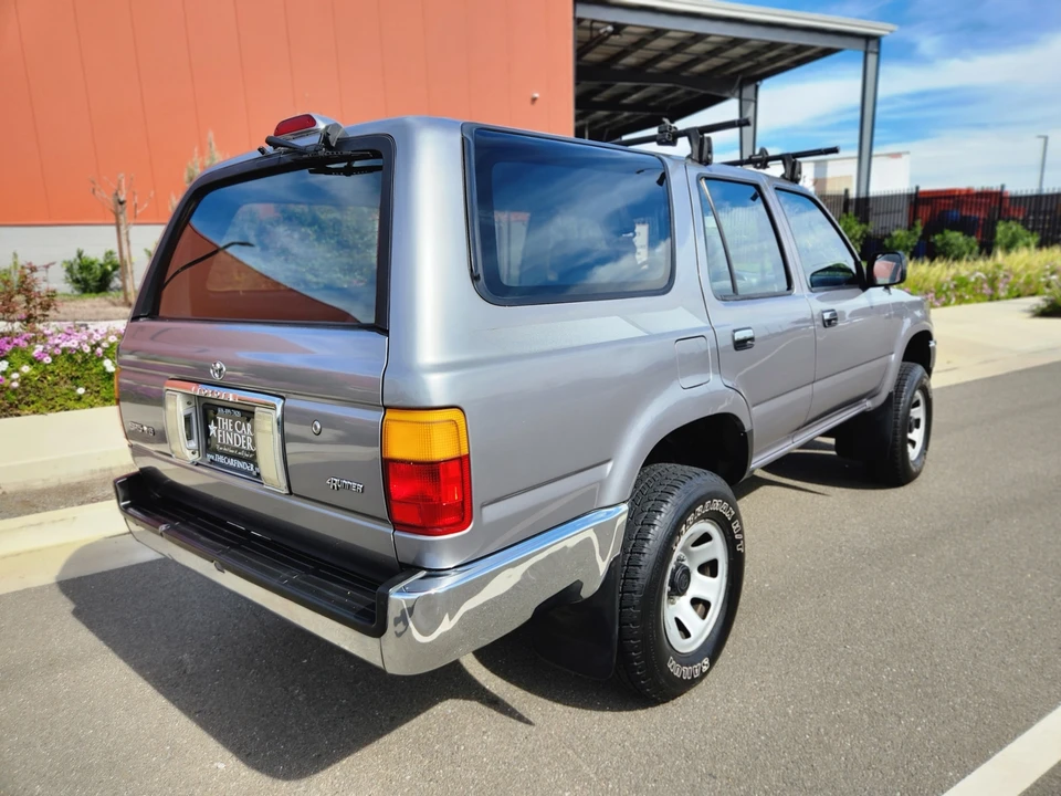1994 Toyota 4Runner 2nd Gen - Image 23 of 31