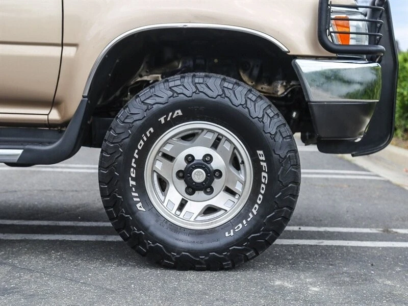 1994 Toyota 4Runner 2nd Gen - Image 15 of 21