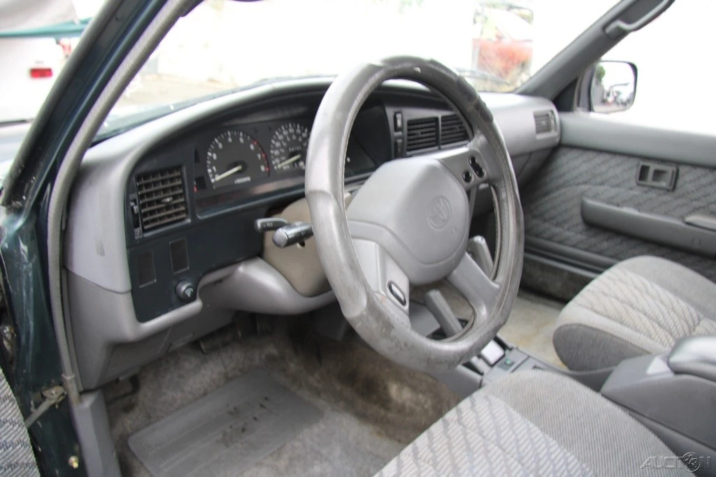 1994 Toyota 4Runner 2nd Gen - Image 13 of 21