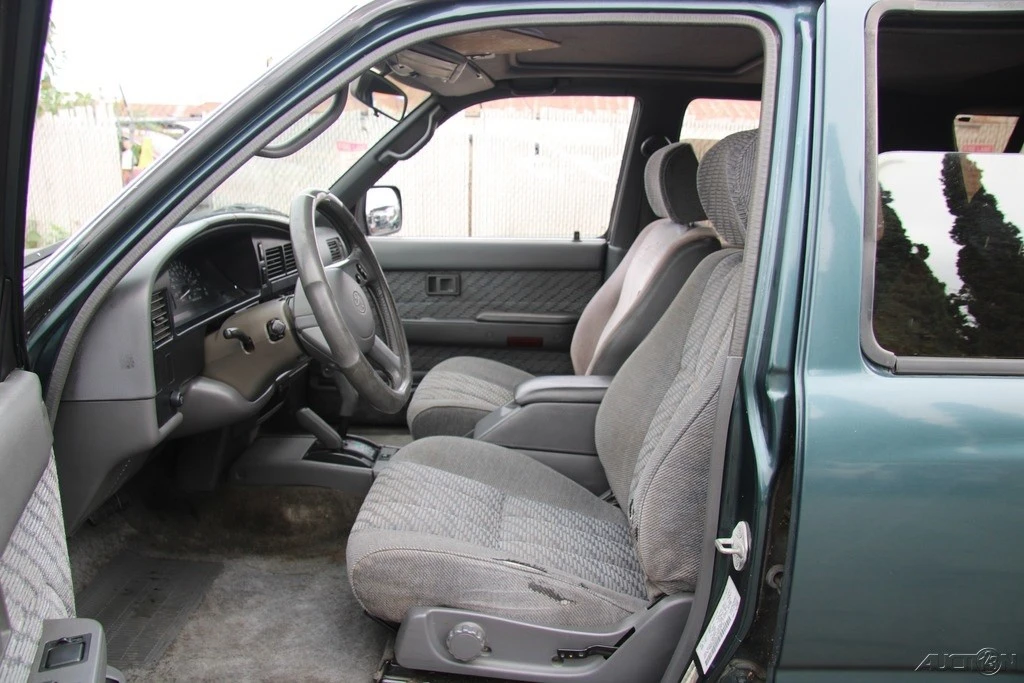 1994 Toyota 4Runner 2nd Gen - Image 12 of 21