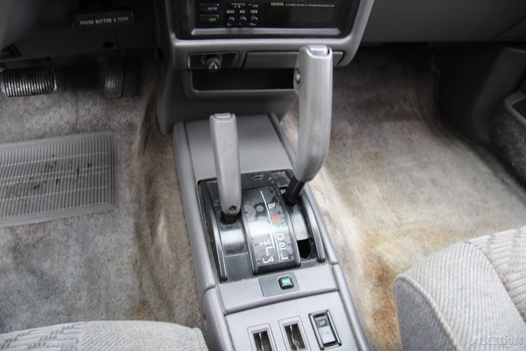 1994 Toyota 4Runner 2nd Gen - Image 17 of 21