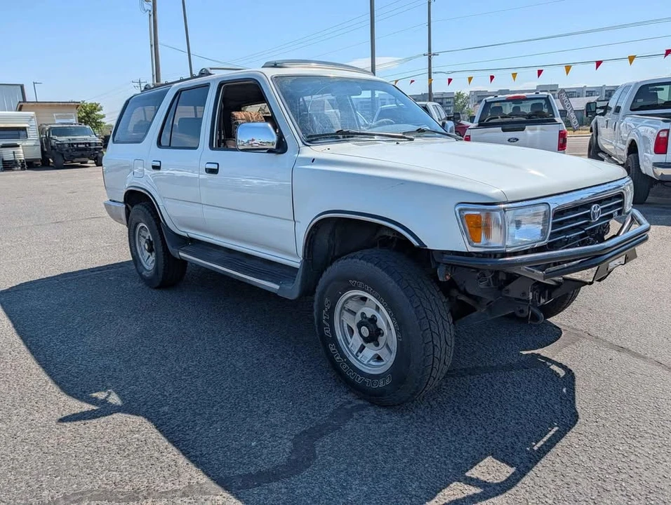 1994 Toyota 4Runner 2nd Gen - Image 7 of 16