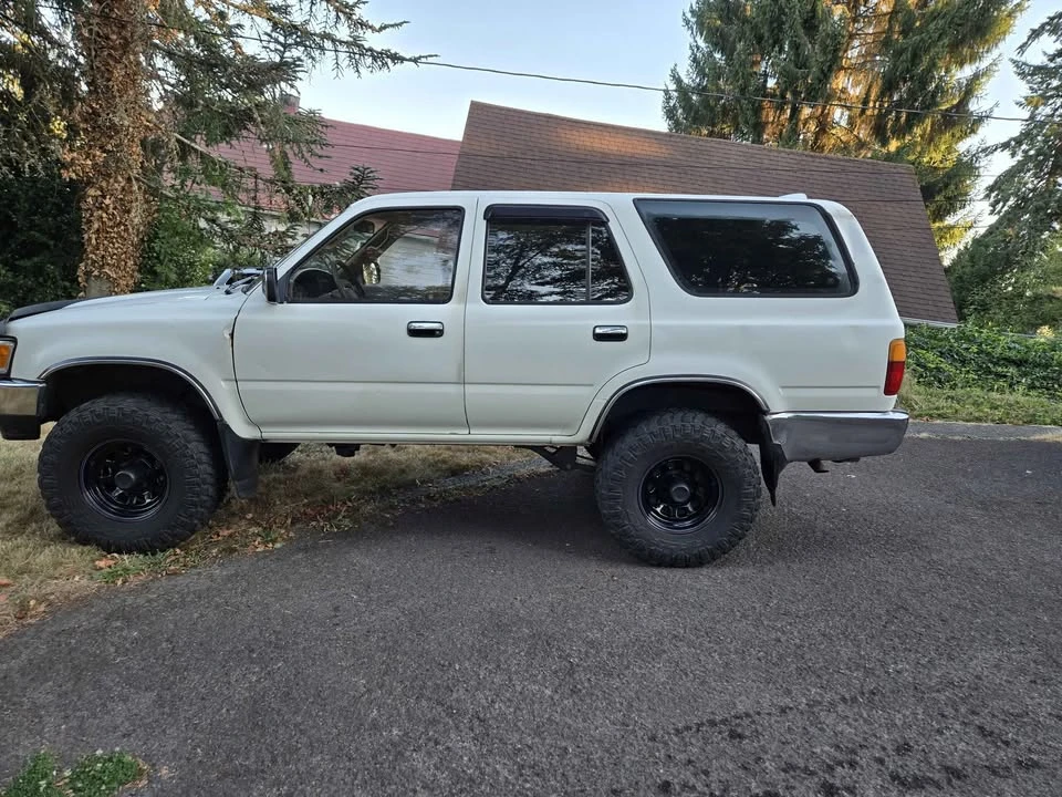 1994 Toyota 4Runner 2nd Gen - Image 12 of 12