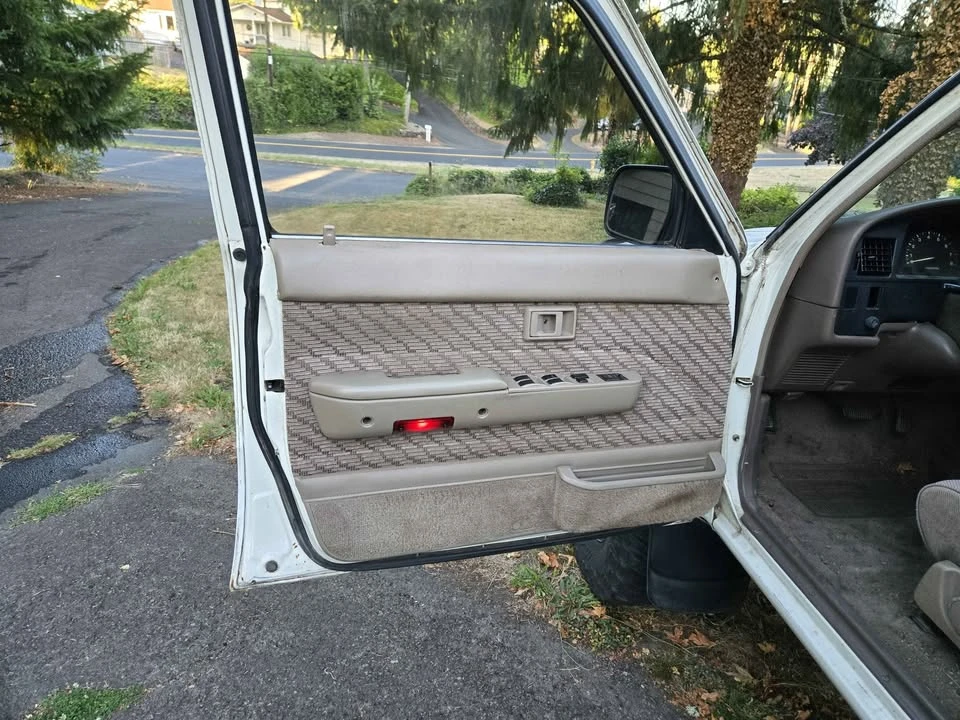 1994 Toyota 4Runner 2nd Gen - Image 7 of 12