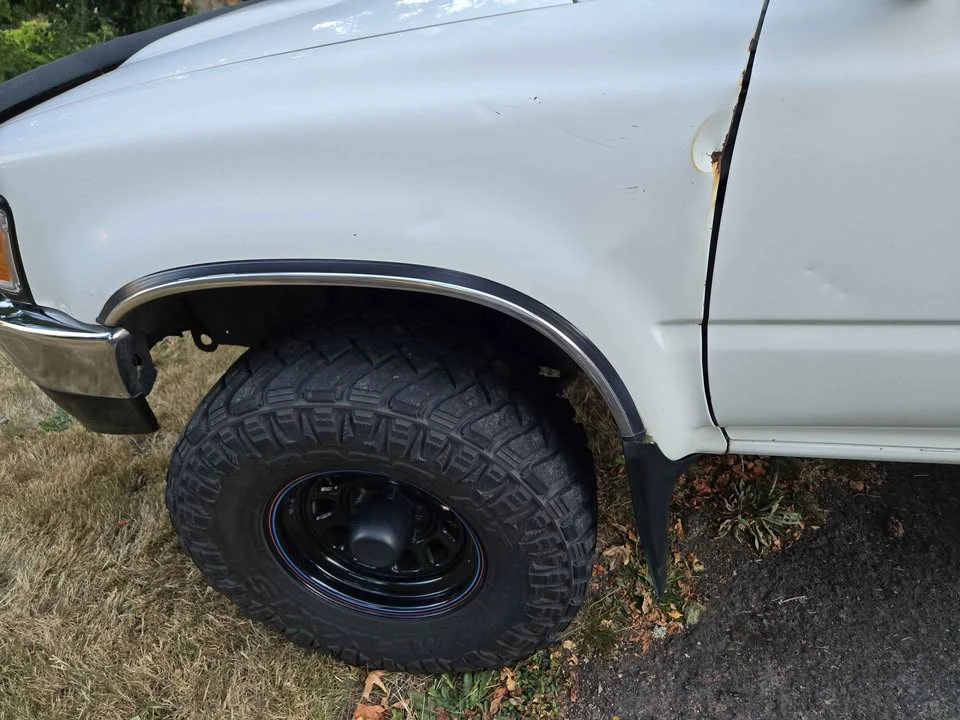 1994 Toyota 4Runner 2nd Gen - Image 9 of 12